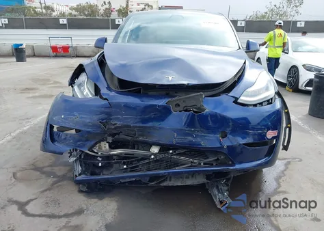 2020 Tesla Model Y Long Range Dual Motor All-Wheel Drive/Performance Dual Motor All-Wheel Drive from USA, damaged, VIN 5YJYGDEF6LF000142